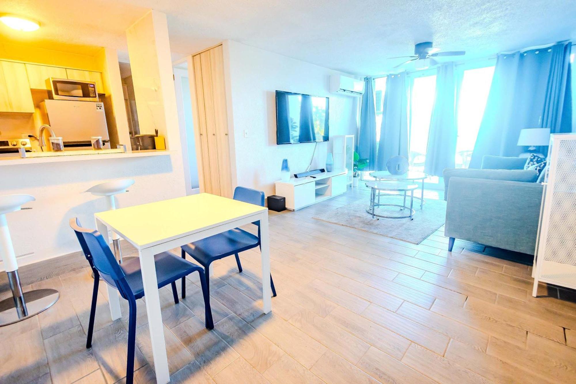 Sunset Paradise Cozy Beachfront Escape - Isla Verde San Juan Bagian luar foto